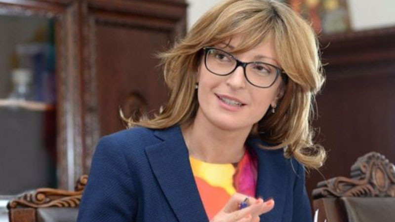 „Политико”: Захарева е изборът на Фон дер Лайен за комисар на България