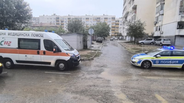 Линейка пропадна в изкоп в Казанлък