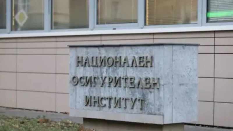 НОИ: Средният осигурителен доход за август е 1642,10 лева