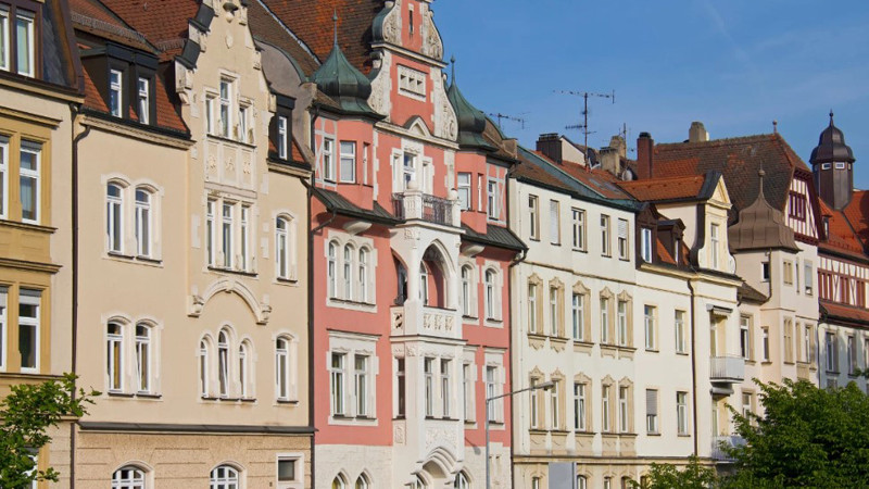 Голяма група българи в Германия – заплашени от изгонване от домовете им