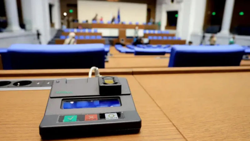 Депутатите ще проверяват безводието в страната с временна комисия