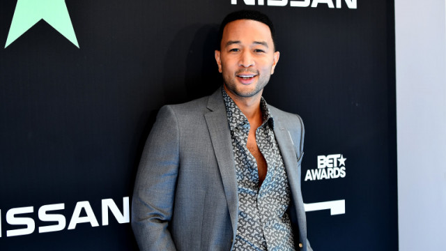 Джон Леджънд, Джейсън Момоа и най-секси мъжа на годината според списание People