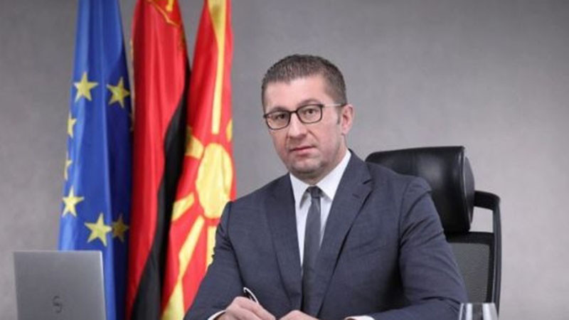 Мицкоски за липсата на редовен кабинет у нас: Има легитимен политик, който да решава