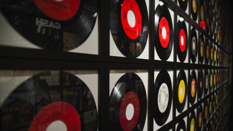 След 30-годишно прекъсване: в България отново ще се произвеждат грамофонни плочи