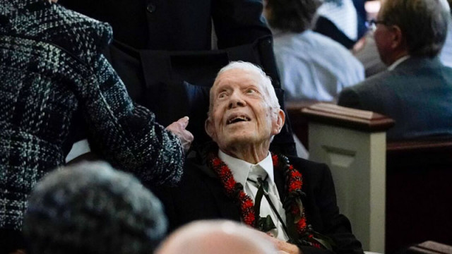 Почина Джими Картър