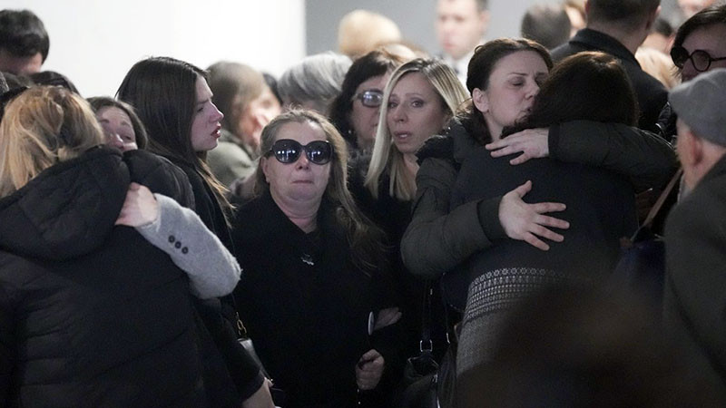 Общо 17,5 г. затвор за родителите на седмокласника, убил 10 души в училище в Белград