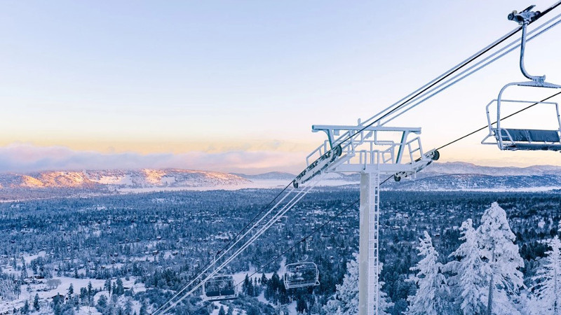 Най-малко 30 души са били сериозно ранени в испански курорт,