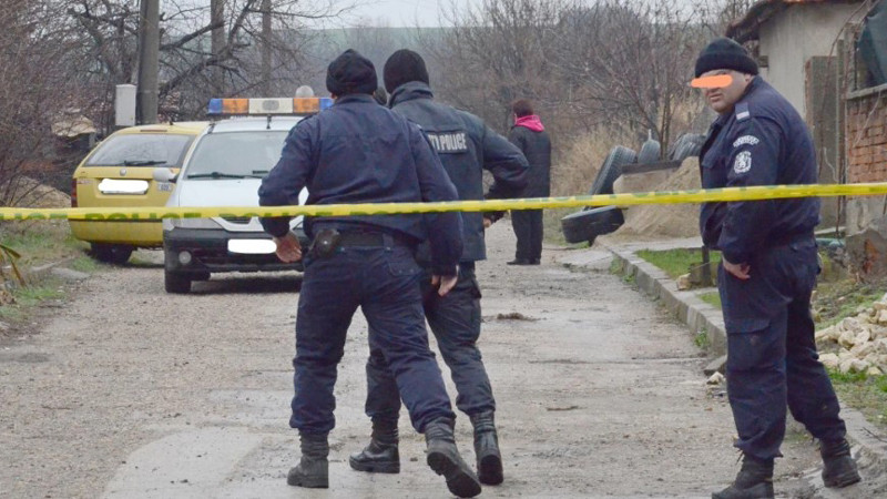 Син преби и наръга баща си в Секулово