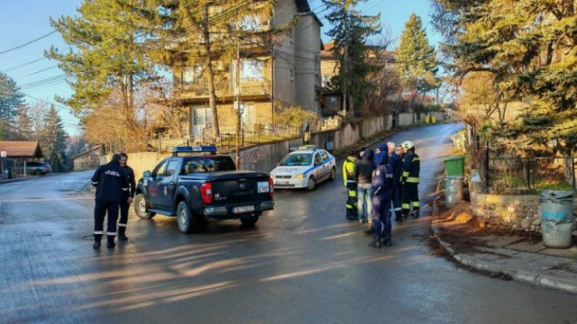 Продължава издирването на двама души мъж и жена след