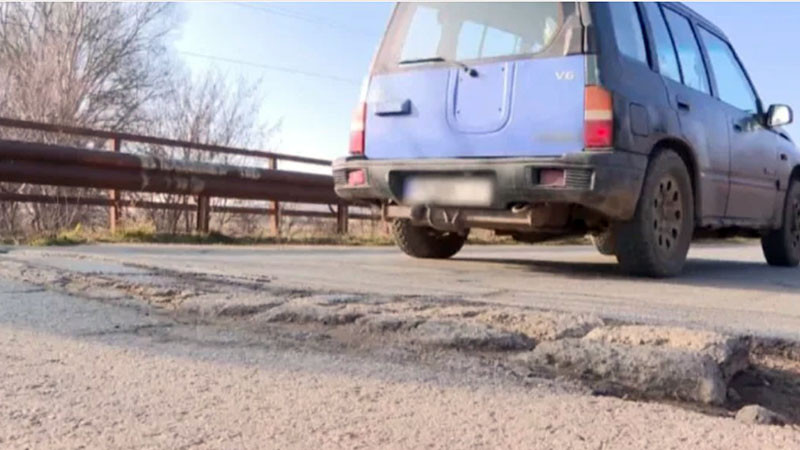 Мост над река Струма, свързващ 7 села е пропаднал