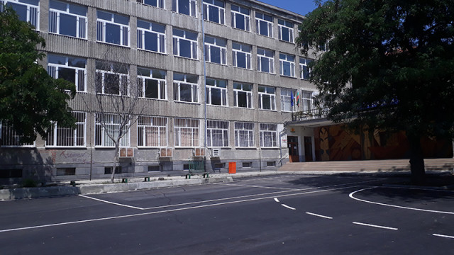 Община Варна набира кандидати за длъжността главен експерт „Училища“