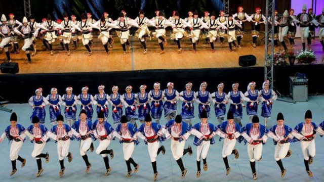Kонцерт-спектакъл, пресъздаващ българските сватбени традиции, с премиера във Варна
