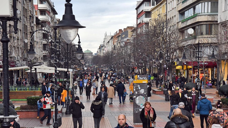 Браншът: Сивата икономика в туризма може да бъде сведена до минимум с 9% ДДС като постоянна мярка