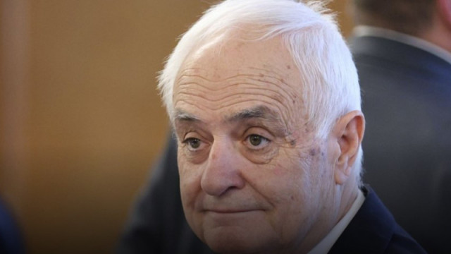 Обмисля се за професиите в които се използва оръжие да