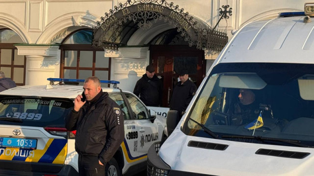 Режимът в Киев нахлу в пещерите с нетленни мощи на светци около Киево-Печерската лавра