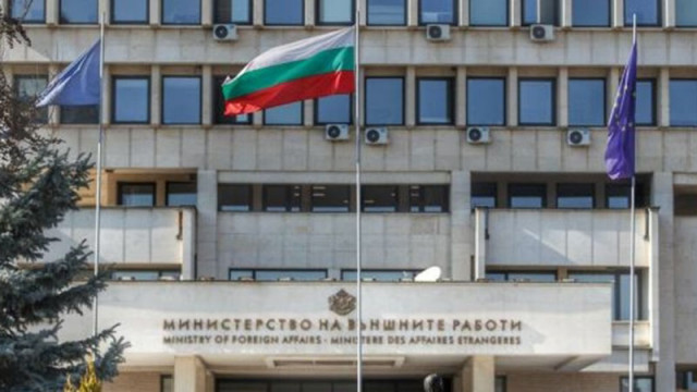 МВнР: Избягвайте пътуване до наводнените американски щати