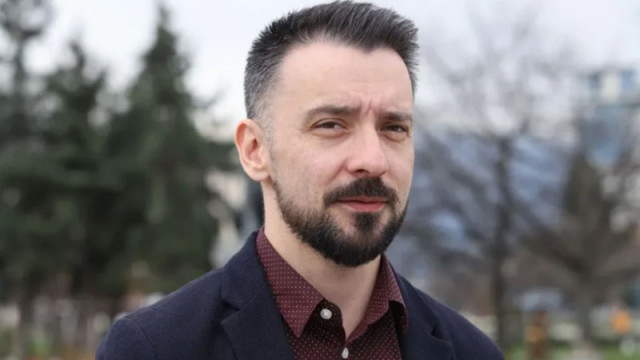 Шкварек: Стоян Михалев погрешно бива представян като "музикант", той е партиен комсомолец
