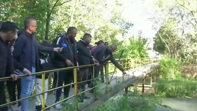 Напрежение в Луковит заради пострадалото 12-годишно дете, хвърлено от мост