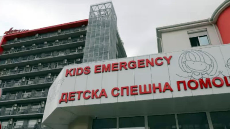 7-годишно дете издъхна на път към "Пирогов"