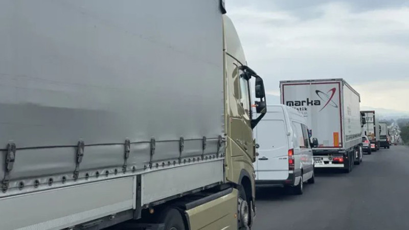 Следпразничното пътуване започна. Реорганизации в движението. Вижте къде