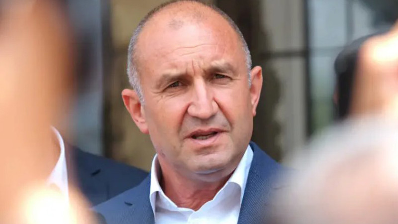 Радев: Големият ангажимент на правителствата е към българските граждани, а не договора с ЕС