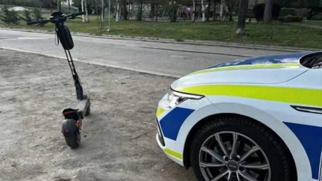 Три общини в Смолянско забраниха тротинетките по тротоарите