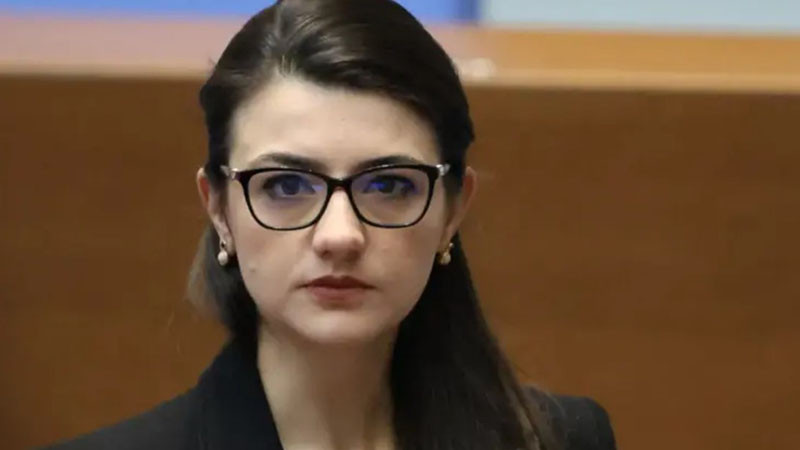 Диана Дамянова: Ленче извини се за Радев и внука на ДС, който инсталирахте за кмет на столицата
