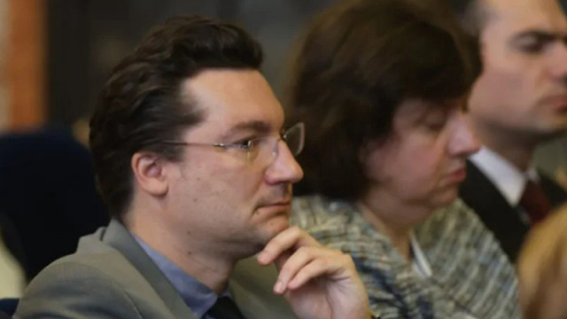 Крум Зарков за референдума на Радев: Готви някакъв вид щурм срещу еврото