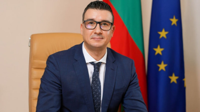 Министър Дилов: В ход емодернизация и повишаване на капацитета на ВМЗ Сопот