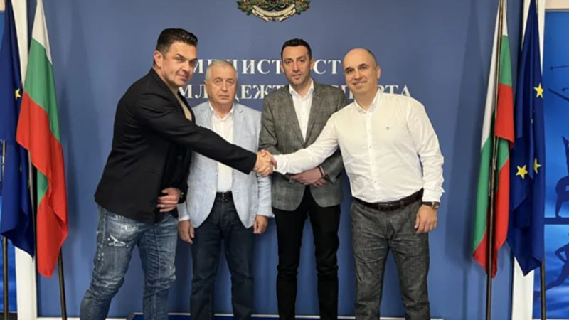 Втори спорт се обедини благодарение на министър Пешев