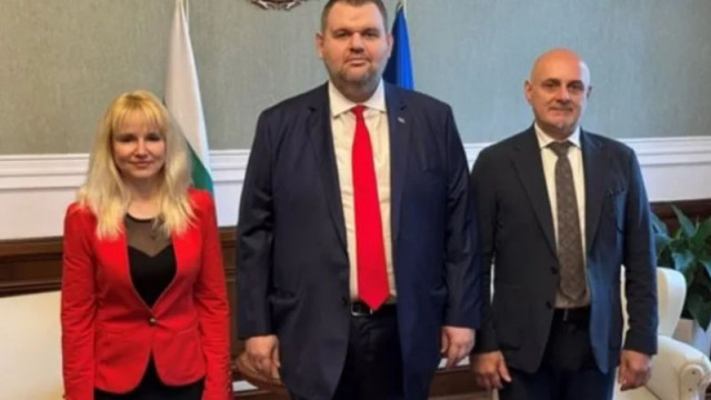 Още една депутатка отиде при Пеевски и ДПС-Ново начало