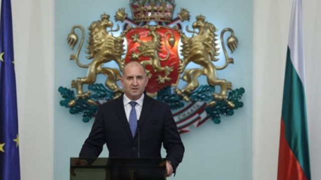Румен Радев поздрави Карол Навроцки за победата на президентските избори в Полша