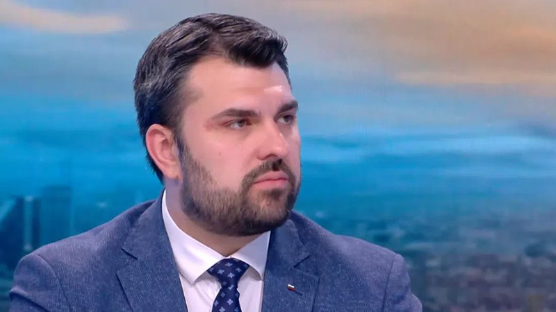 Министър Георг Георгиев: Не мисля, че е редно държавният глава да мълчи в този важен момент