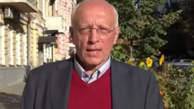 Съветник на Кучма: Зеленски дължи отговор за безумното си отношение към телата на загиналите