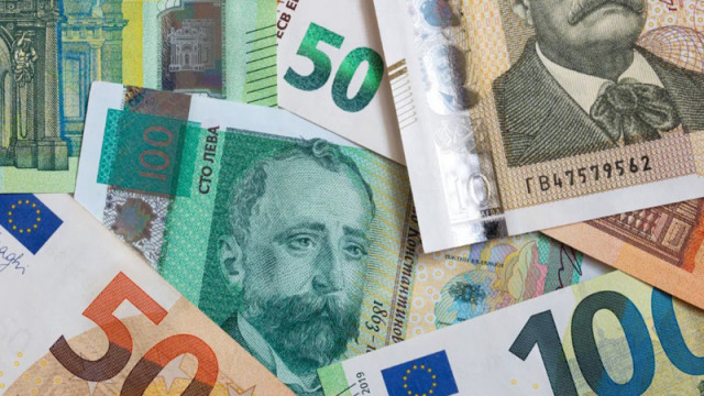 Мнения на потребители в медийни репортажи анкети и социални мрежи