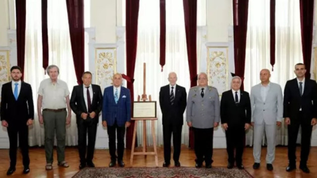 Симеон II, акад. Марков, проф. Денчев - в първия Съвет на настоятелите на Военна академия