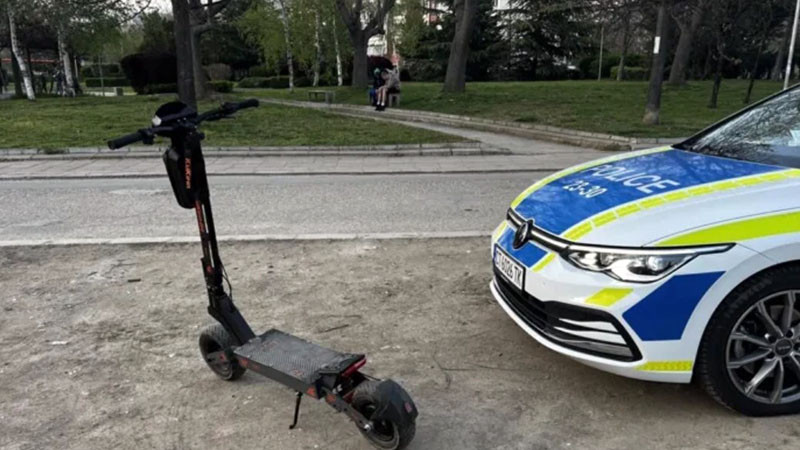 Микробус удари 14-годишно дете на тротинетка