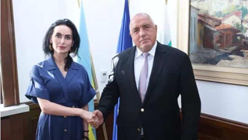 Бойко Борисов се срещна с украинския посланик у нас и обеща: България ще помага за възстановяването