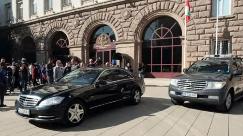 Националната служба за охрана обяви 30 свободни места за служители по охрана и шофьори