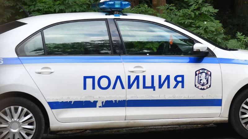 Младеж заплаши с убийство 19-годишно момиче