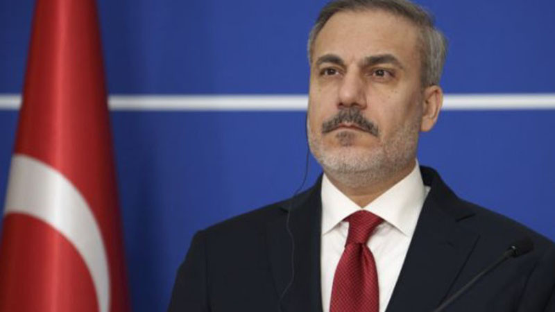 Хакан Фидан: Израел тласка региона към катастрофа с атаките срещу Иран