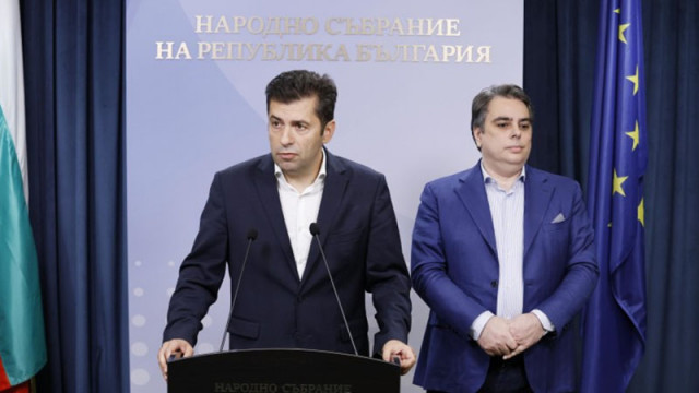 Петков и Василев пак невинни, не оказвали натиск и започват вътрешно разследване за корупция