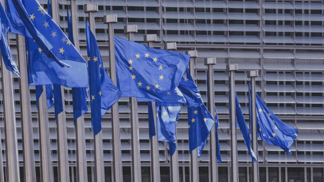 В ЕП гласуват проектодоклад за готовността на България за еврозоната