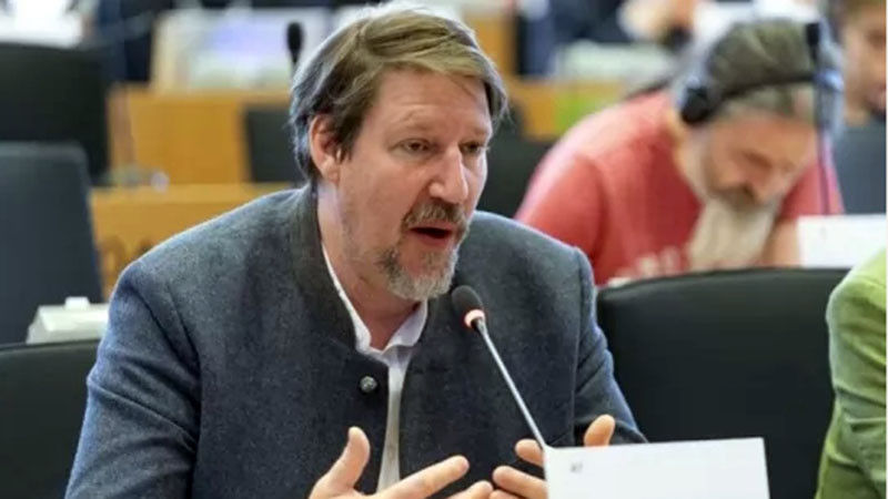 Томас Вайц, докладчик за напредъка на РСМ: ЕП очаква от Скопие реформи и конституционни промени