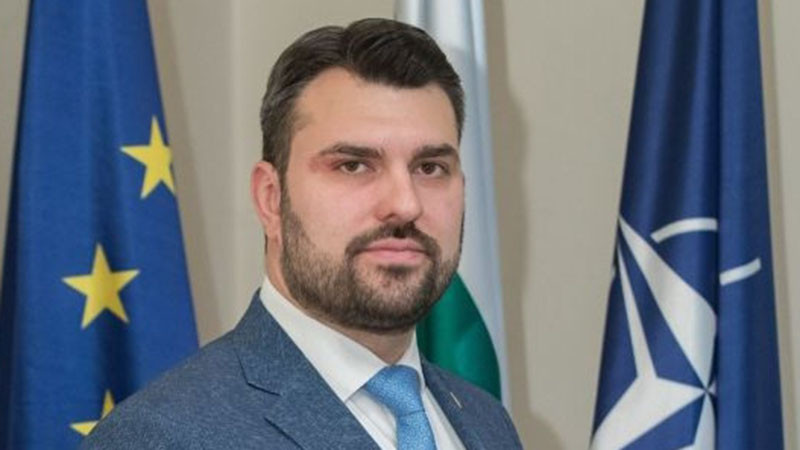 Георг Георгиев от Хага: Общата ни цел в НАТО е суверенна и независима Украйна