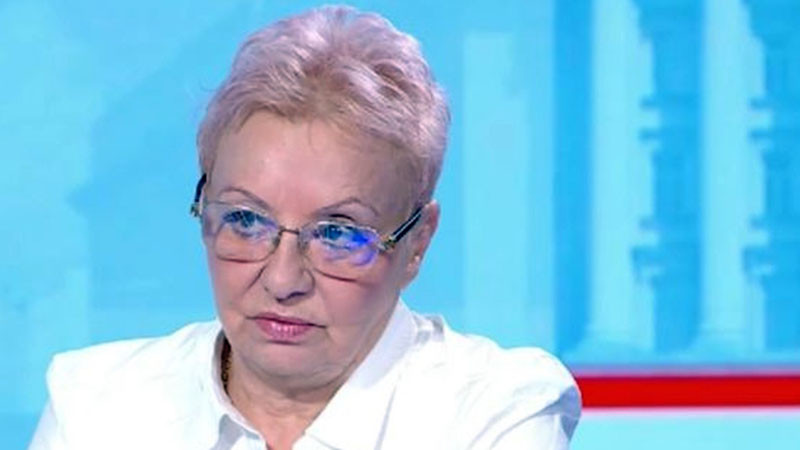 Диана Дамянова: Петков каза, че свои хора под трамвая няма да хвърля, но го направи