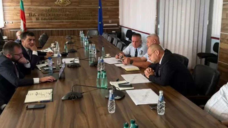Предлагат нови мерки за движението в Кресна за летния сезон