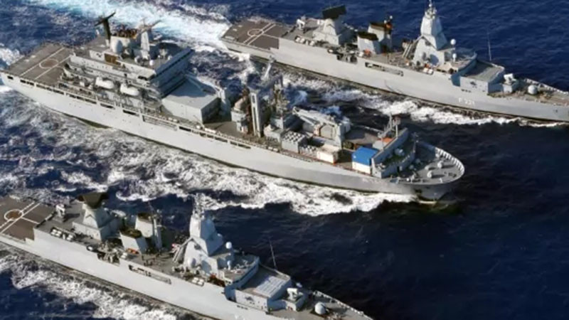 Берлин праща военна флотилия в Арктика заради "нарастващото руско военно присъствие"