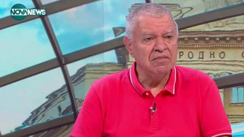 Константинов: Ако не долети огромен черен лебед, това правителство ще си изкара пълния мандат