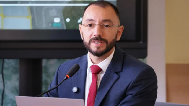 Антон Хекимян: Промяната взриви доверието в Терзиев, столицата е в капан на безвремие и хаос